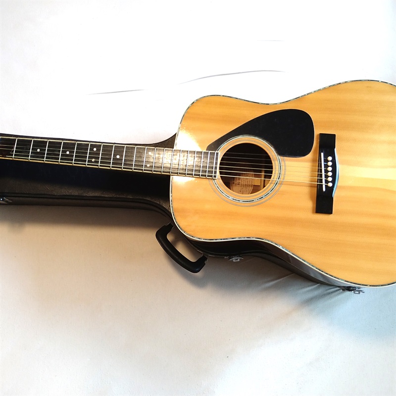 YAMAHA FG-300Dの画像